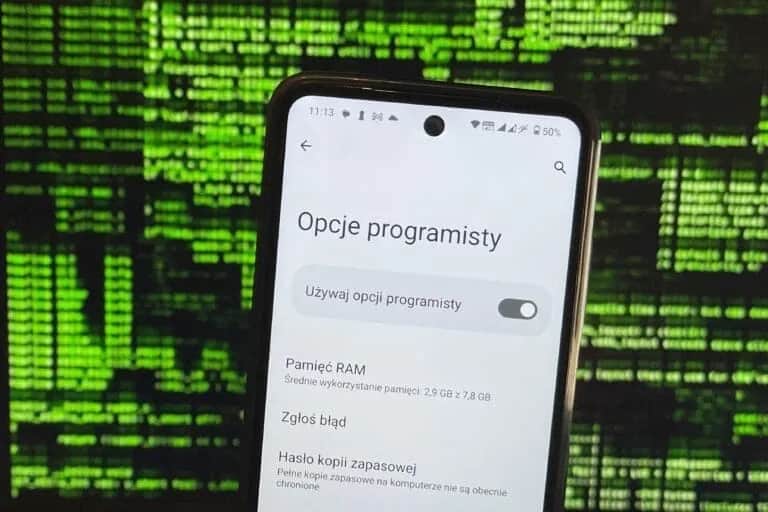 Jak włączyć opcje programisty w Androidzie i uniknąć problemów z systemem