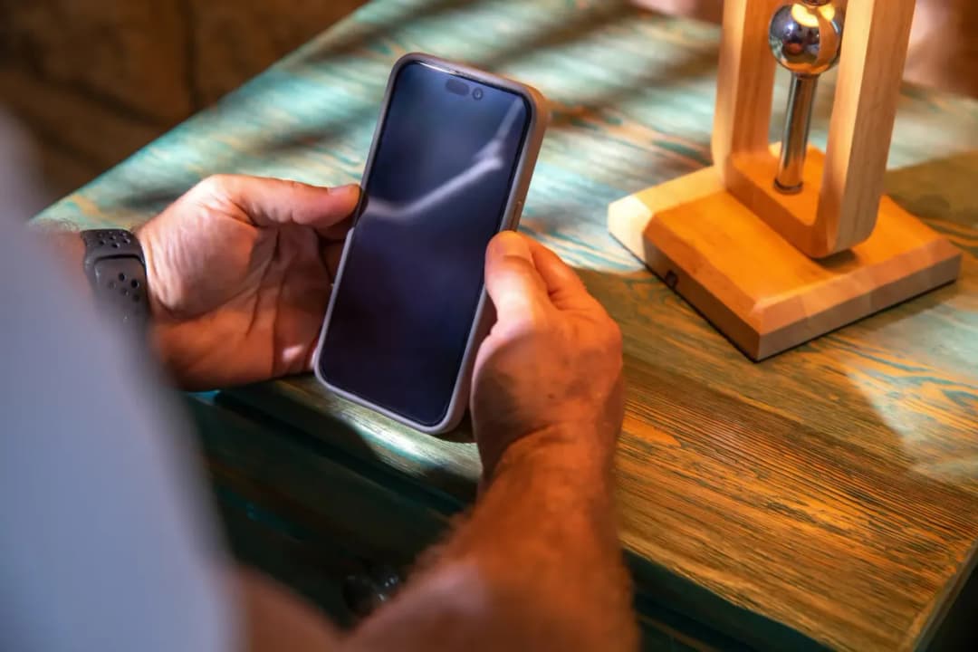 Skuteczne sposoby jak ukryć aplikacje na różnych urządzeniach mobilnych