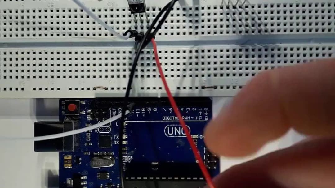 Jak podłączyć odbiornik IR do Arduino: prosty poradnik dla początkujących